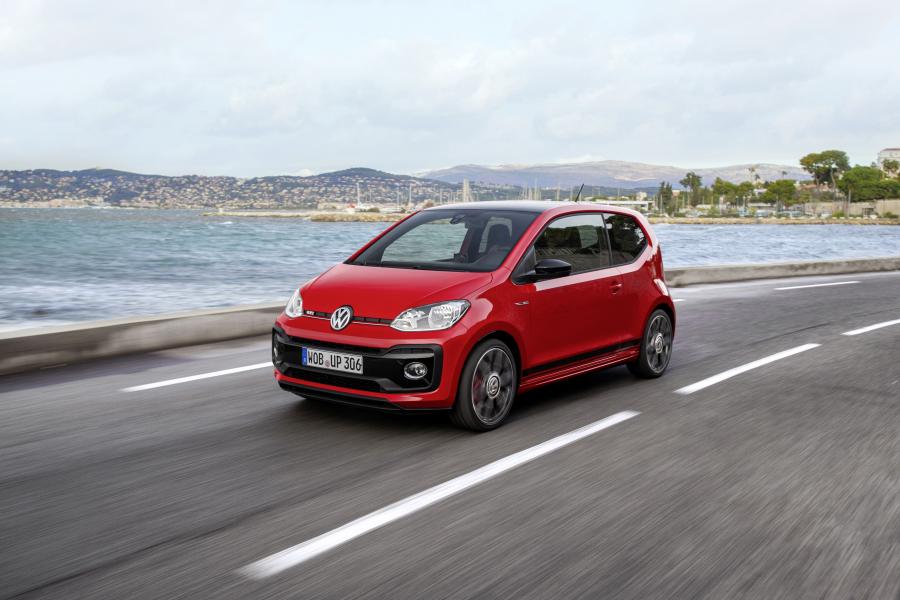  Volkswagen up! GTI 2018 года  (WW) (фото 10 из 41)